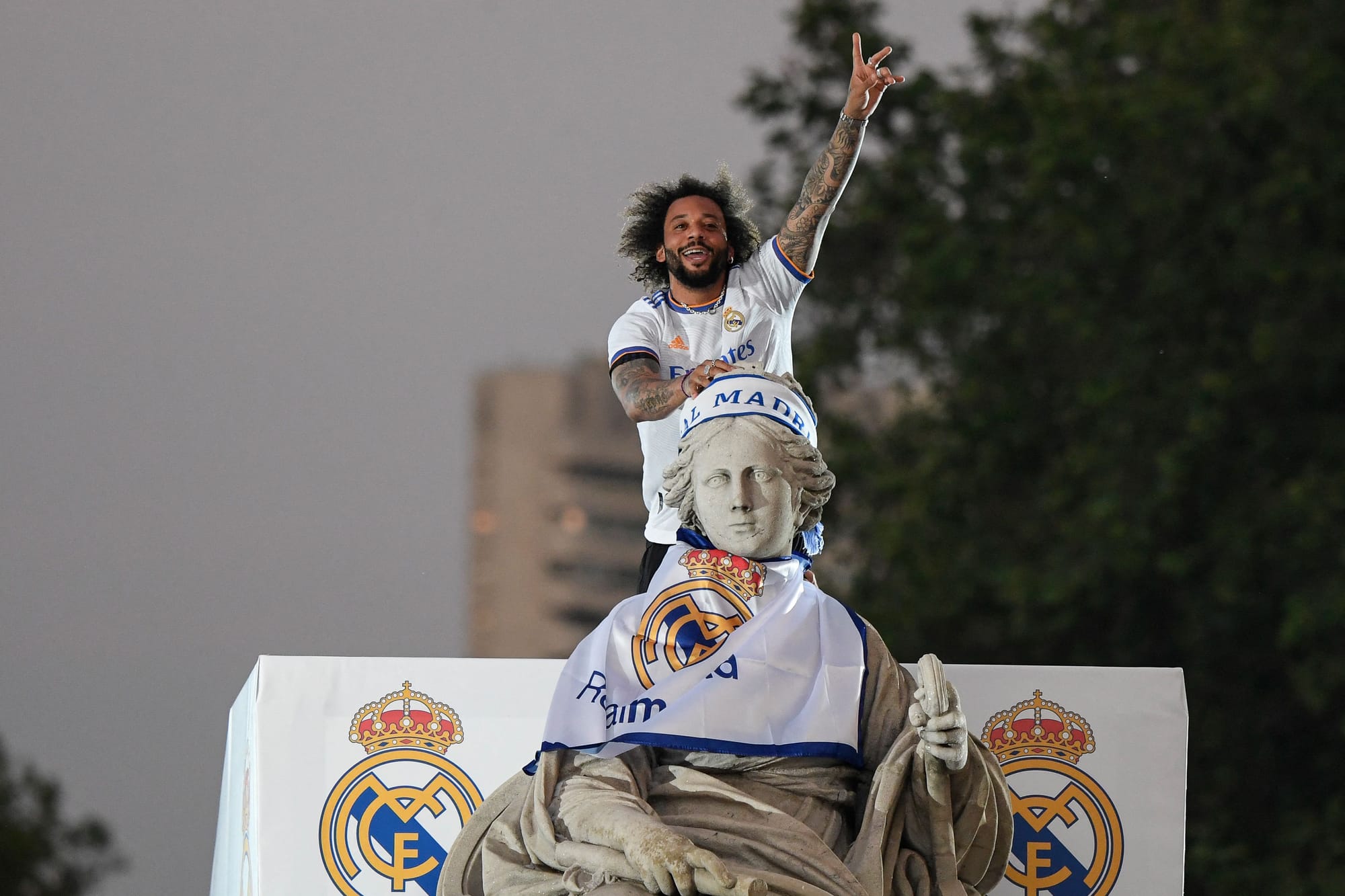 在现代社会 在现代社会